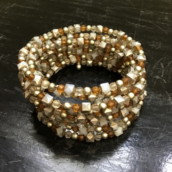 Set of 2 Multi-strand beaded bracelets - Picture 4 of 6